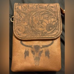 Crossbody purse